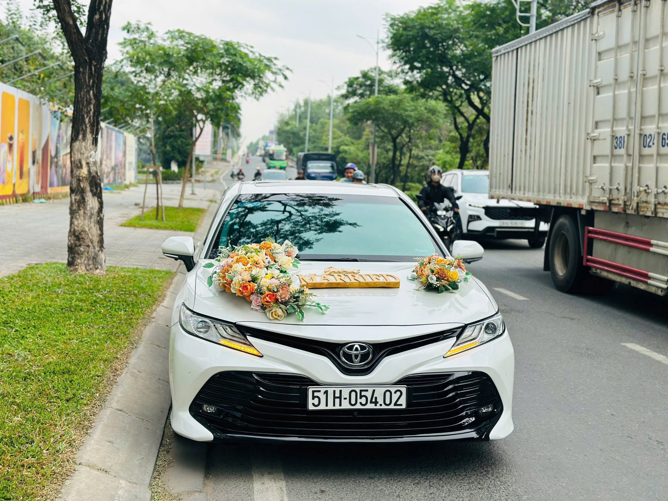 DỊCH VỤ CHO THUÊ XE HOA CƯỚI HỎI GIÁ RẺ Ở BÌNH DƯƠNG 2 DỊCH VỤ CHO THUÊ XE HOA CƯỚI HỎI GIÁ RẺ Ở BÌNH DƯƠNG
