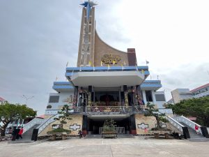 Lễ Phong Chân Phước Cha Trương Bửu Diệp – Dịch Vụ Thuê Xe Hành Hương Uy Tín Từ TP.HCM, Bình Dương Đi Nhà Thờ Cha Diệp
