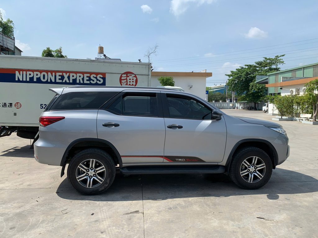 XE 7 CHỖ